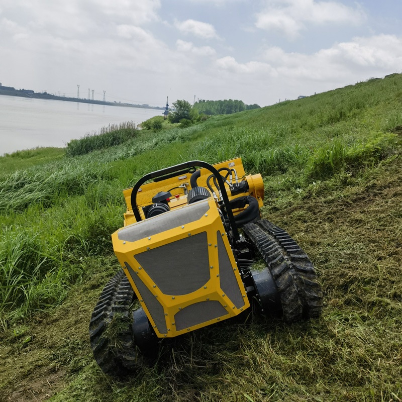 Smart Garden Trade - Remote Control Crawler Forestry Mulcher Smart